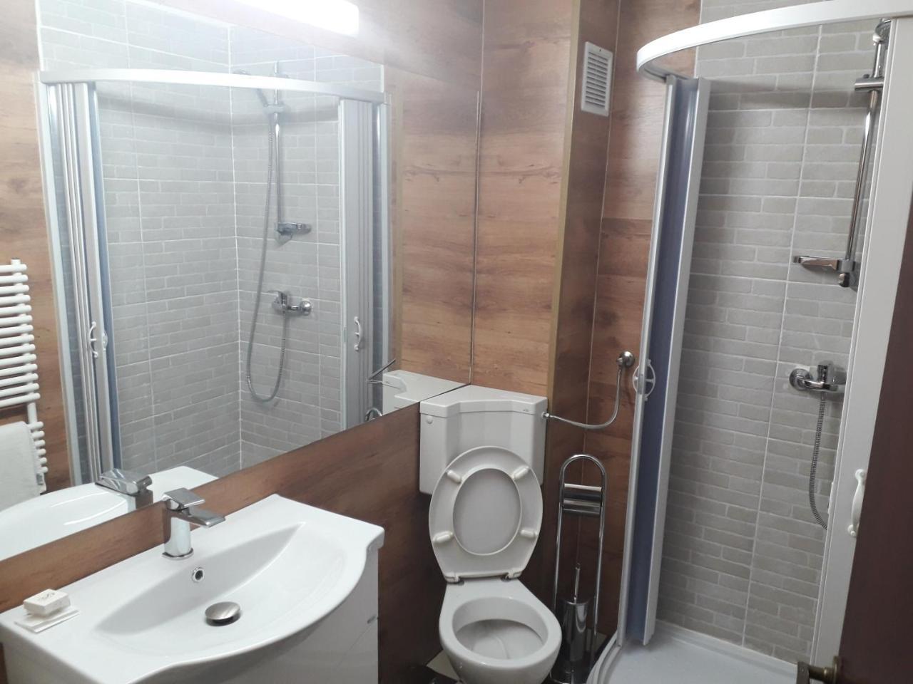 Royal Bucovina Residence Adults Only-Self Check-In Kimpulung Mołdawski Zewnętrze zdjęcie
